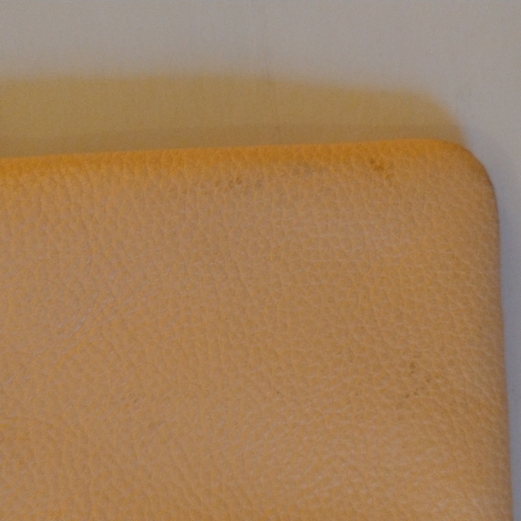 VGUC. Coach pale pink leather wristlet. - Picture 8 of 11